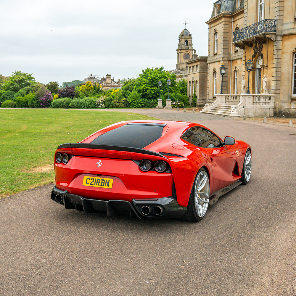 FERRARI 812 SUPERFAST CARBON FIBRE KIT V2 - CT DESIGN