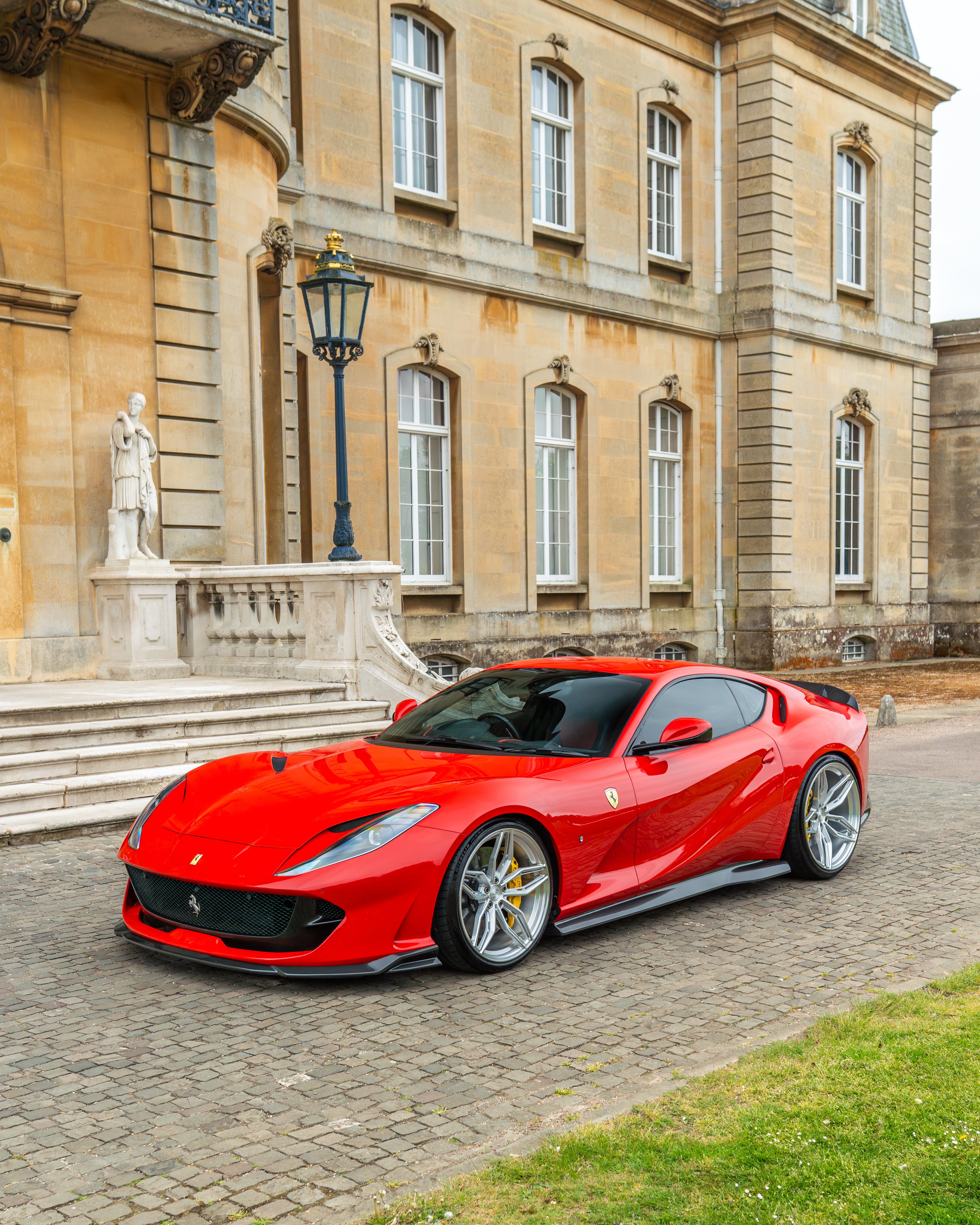 FERRARI 812 SUPERFAST CARBON FIBRE KIT V2 - CT DESIGN
