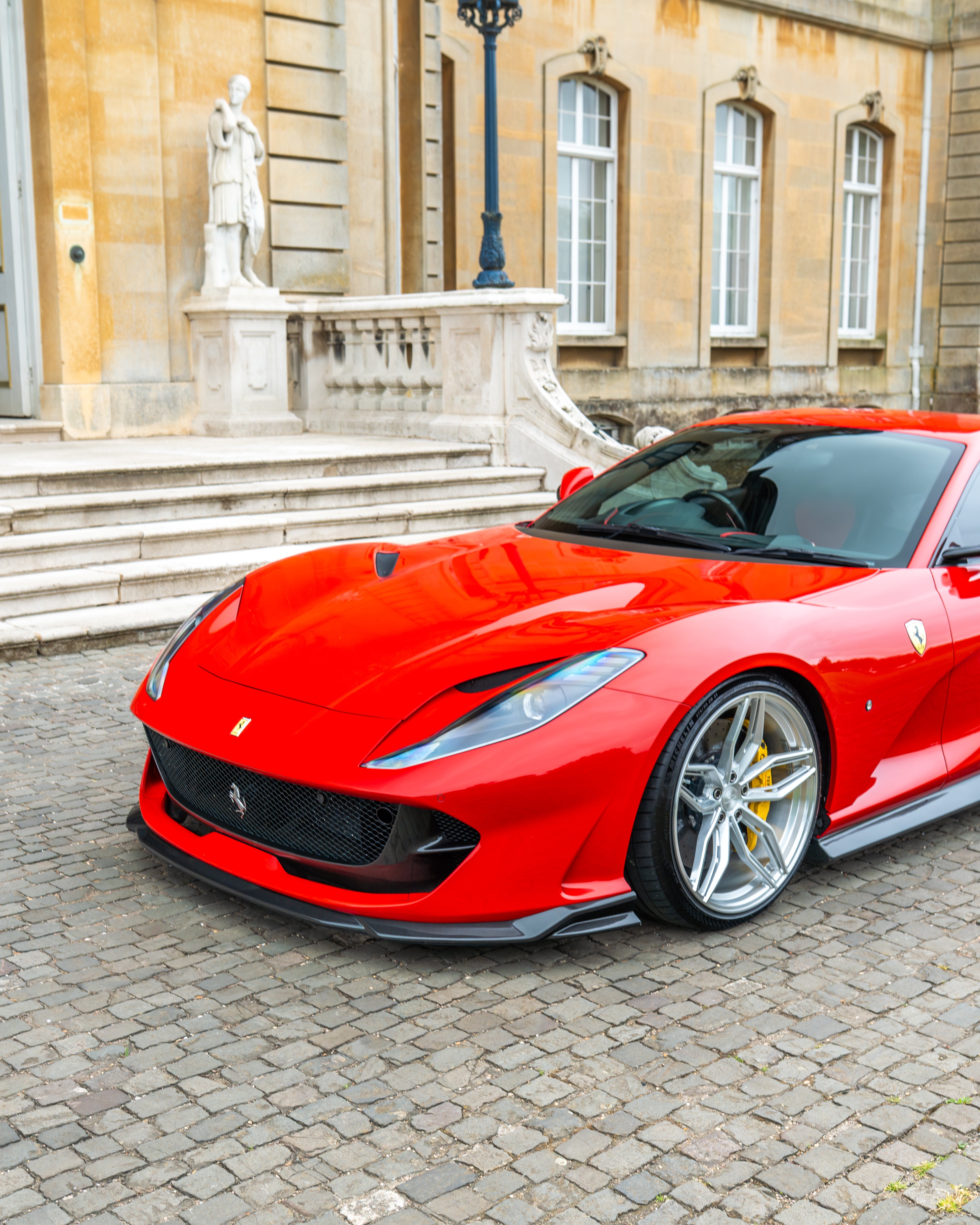 FERRARI 812 SUPERFAST CARBON FIBRE KIT V2 - CT DESIGN