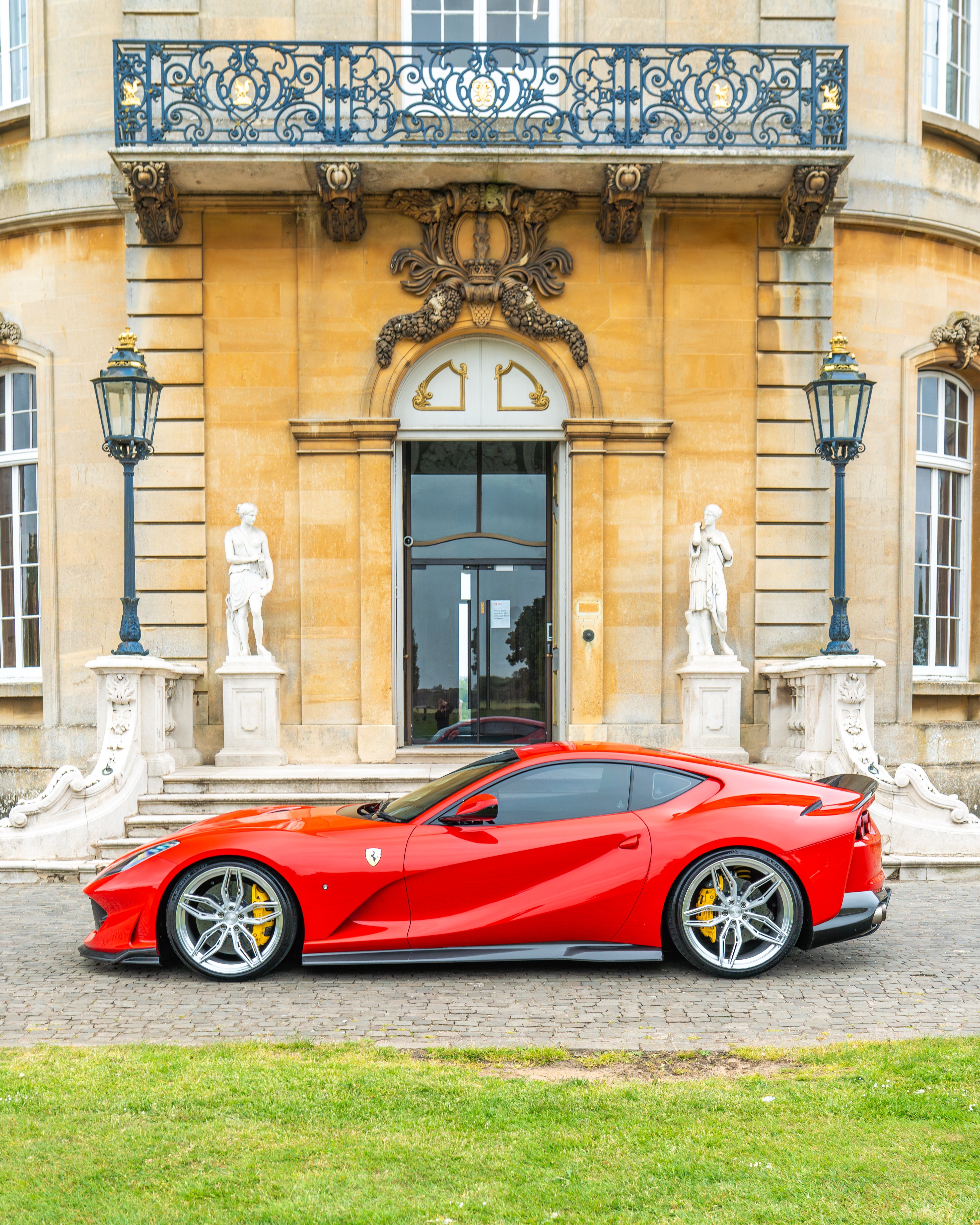 FERRARI 812 SUPERFAST CARBON FIBRE KIT V2 - CT DESIGN