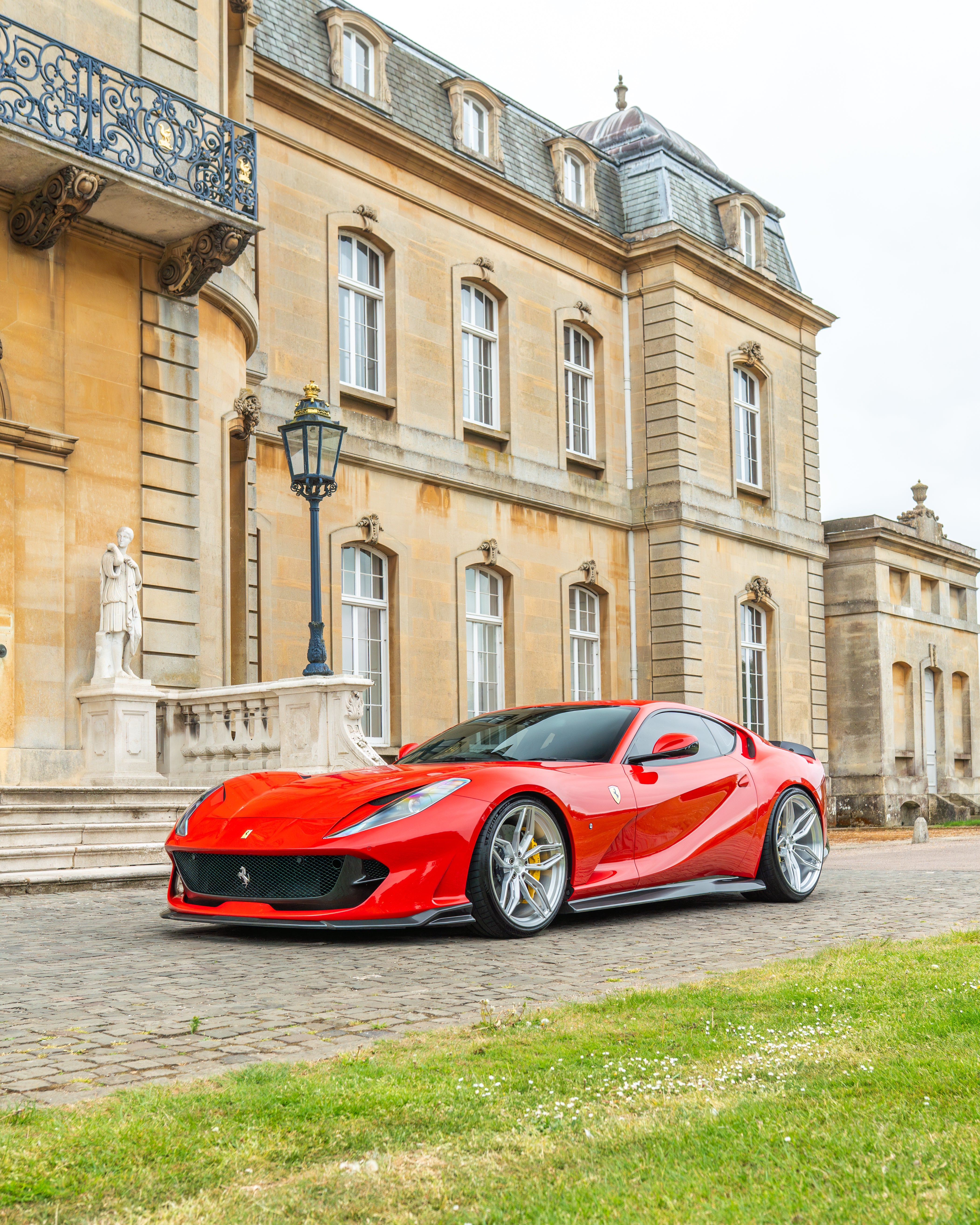 FERRARI 812 SUPERFAST CARBON FIBRE KIT V2 - CT DESIGN