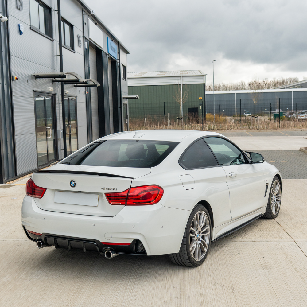 BMW 4 SERIES F32/F33/F36 GLOSS BLACK DUAL EXIT EXHAUST DIFFUSER - V2
