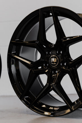 4 series G22/G23/G26 M-W1 20" Gloss Black Motech Wheel