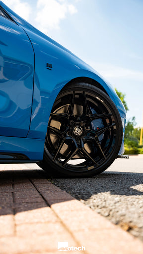 VW Golf MK8 GTI/R M-W1 19" Gloss Black Motech Wheel