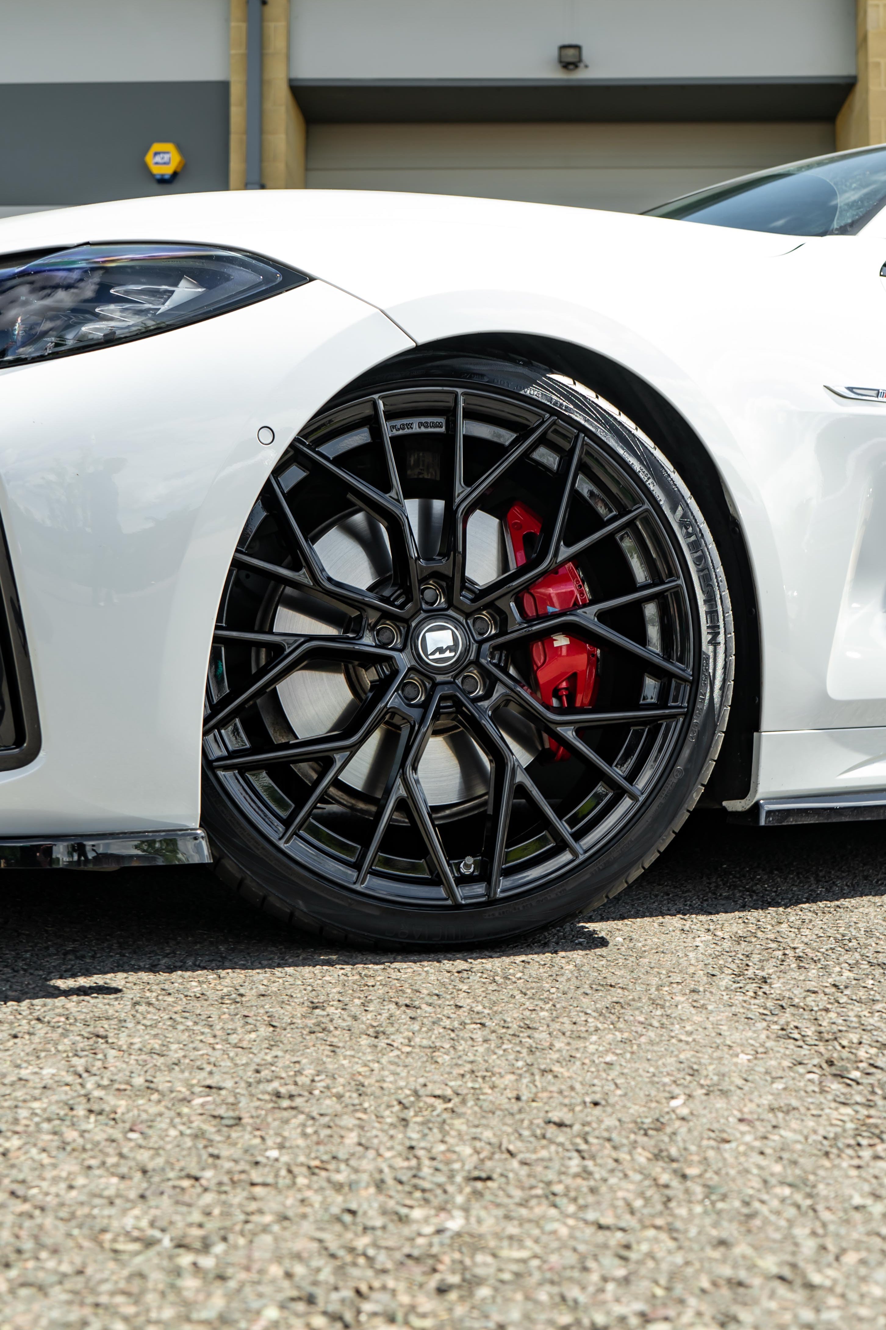 BMW i4 M-W3 20" Precision Black Motech Wheel