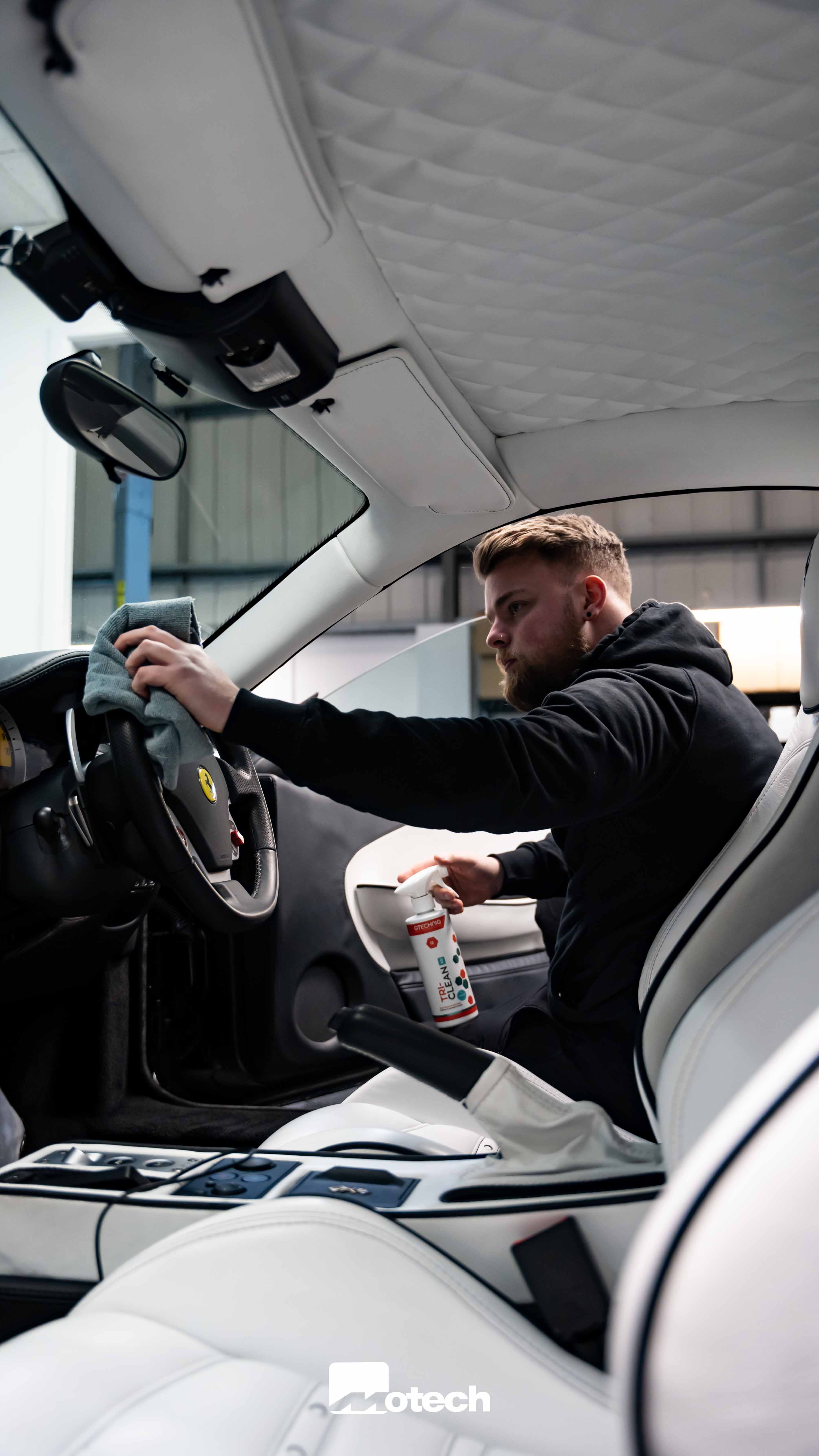 Gtechniq I2 Tri-Clean - Interior Cleaner