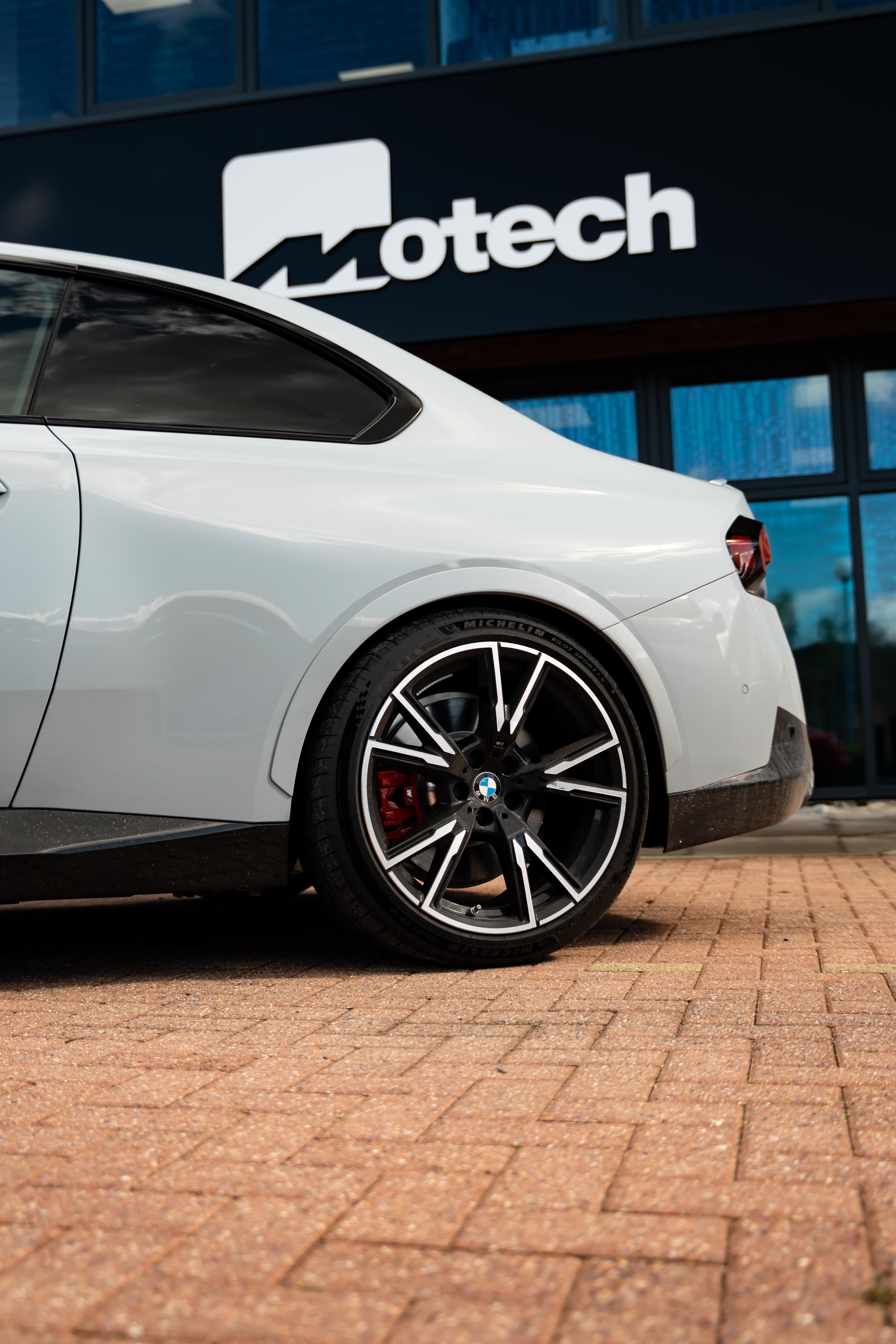 BMW G42 M240i xDrive Eibach Springs