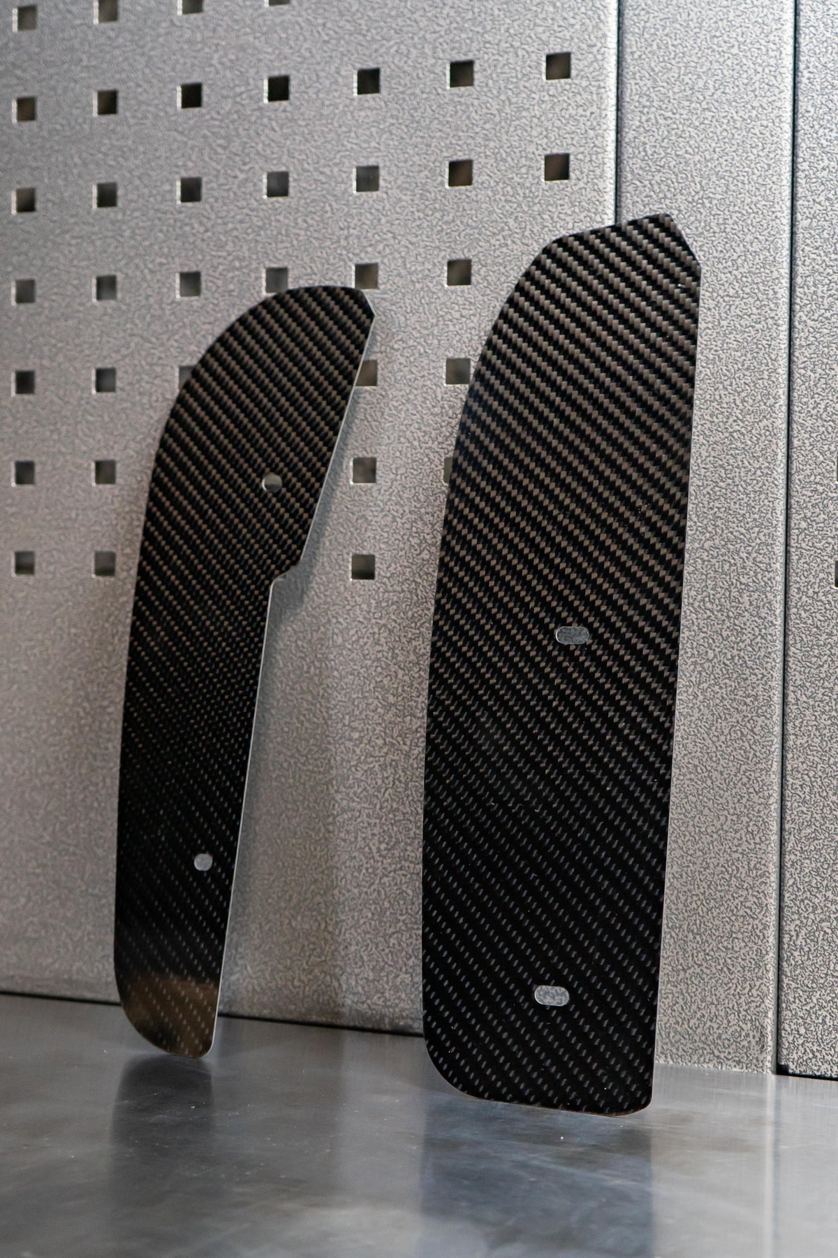 AP VW Golf R Mk8 carbon arch guards